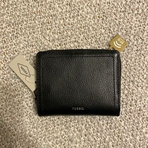 Fossil Logan Multi Wallet NWT Black